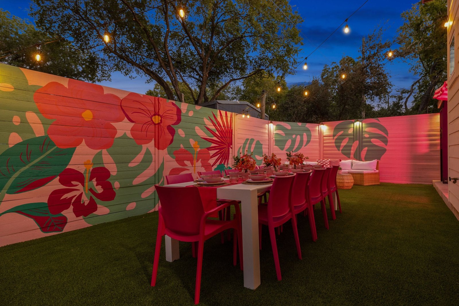 Pink tropical mural (2024)